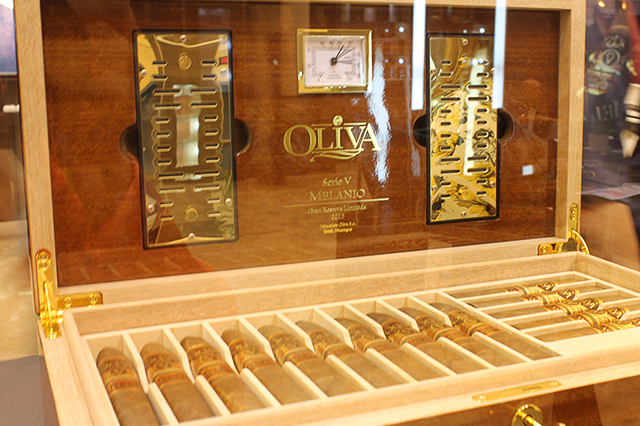 IPCPR-2015-oliva-cigars