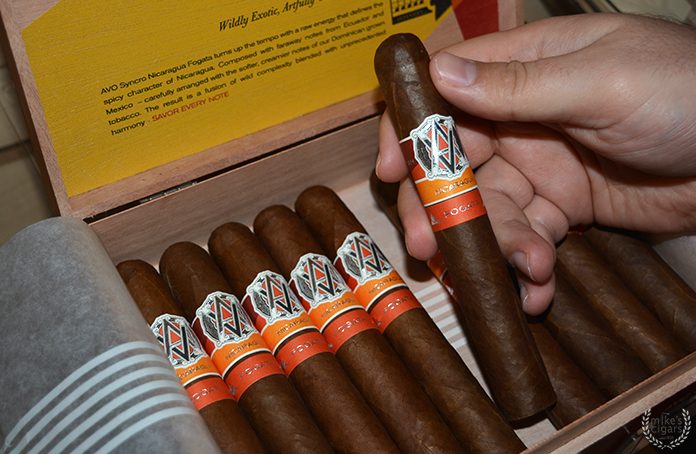 avo syncro fogata cigar review box