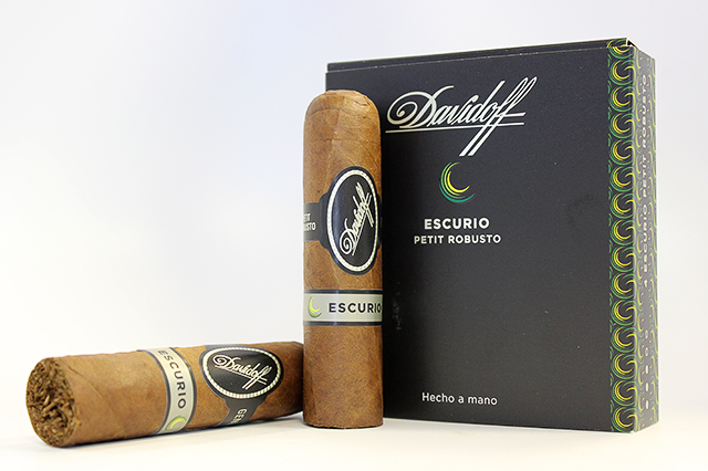 davidoff-escurio-cigar-petit-robusto-closed-box