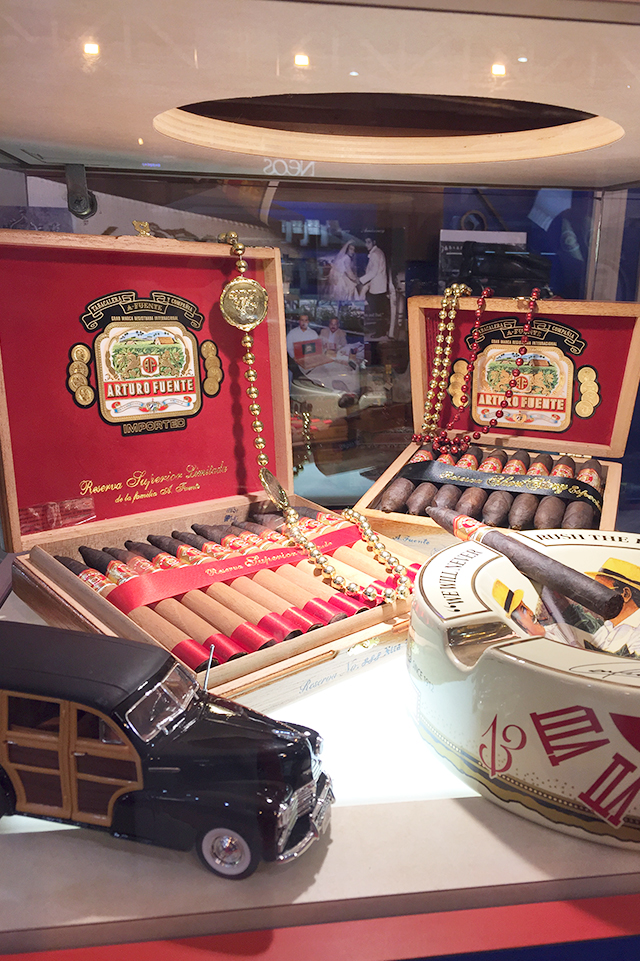 ipcpr-2015-arturo-fuente-cigars-maduro-box