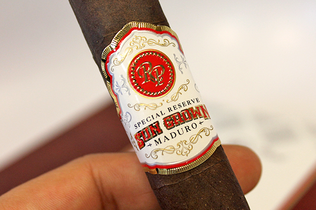 rocky-patel-sun-grown-maduro-cigar-band-design