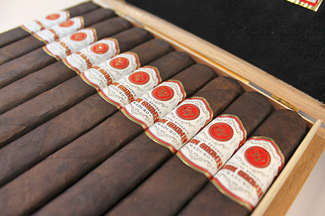 rocky-patel-sun-grown-maduro-cigars-box