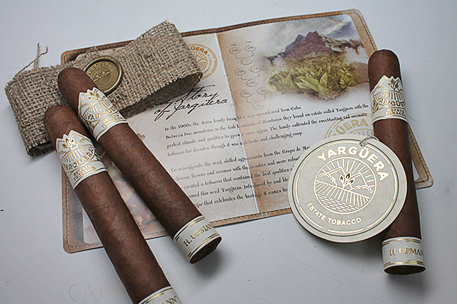 yarguera-estate-tobacco-h-upmann-booklet