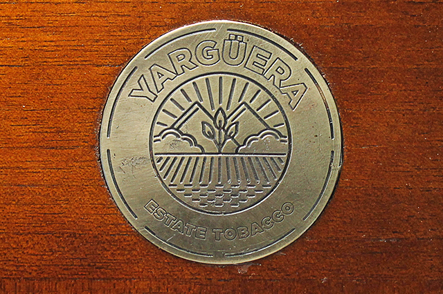 yarguera-estate-tobacco-h-upmann-logo