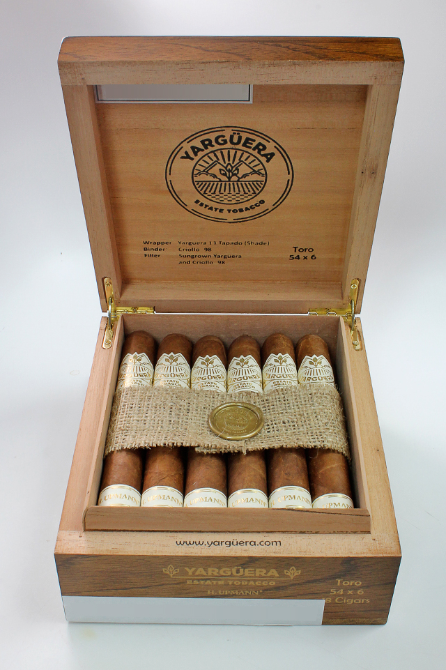 yarguera-h-upmann-open-box-cigar